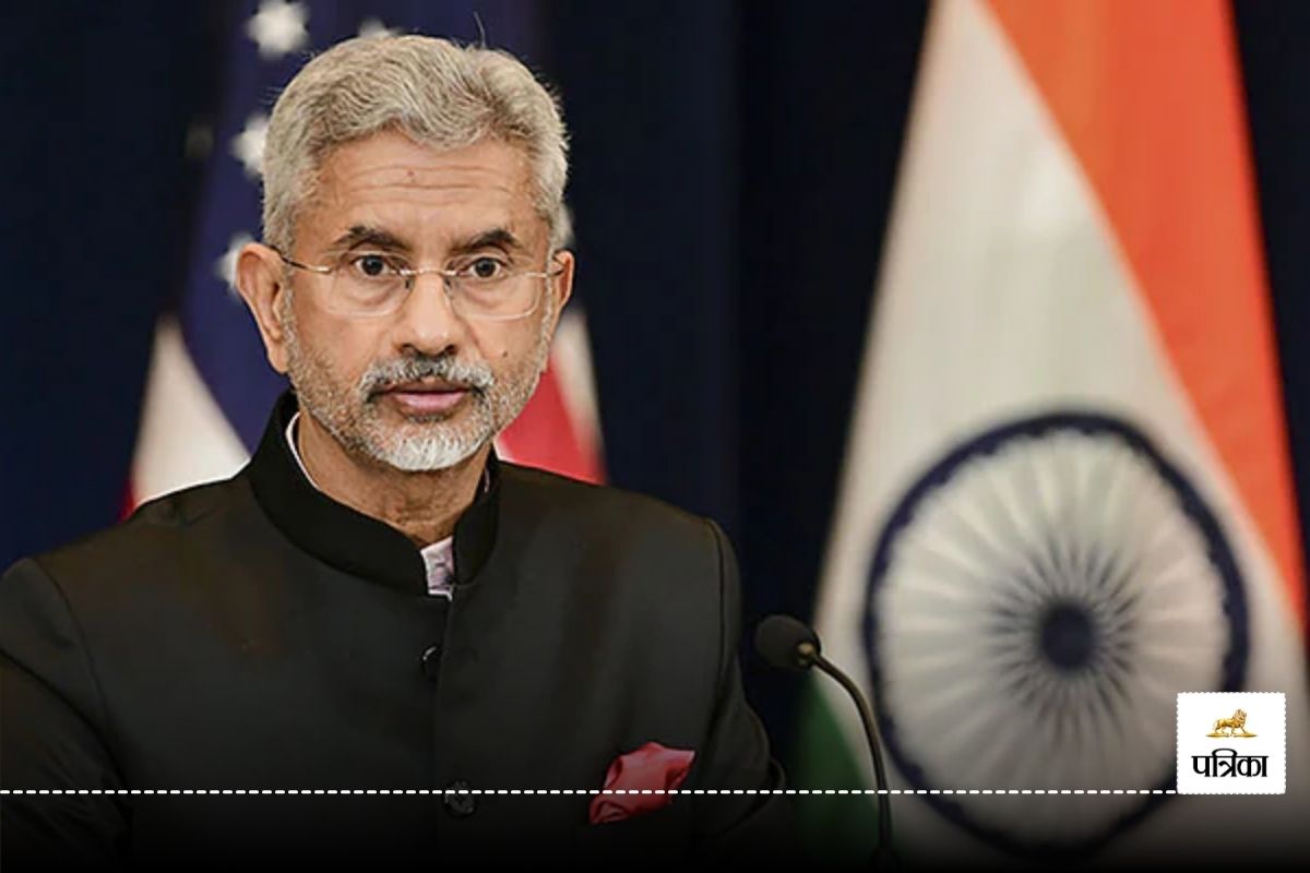 Operation Sindoor: ‘पाकिस्तान से PoK पर होगी बात’, ऑपरेशन सिंदूर के बाद पहली बार
बोले विदेश मंत्री एस जयशंकर
